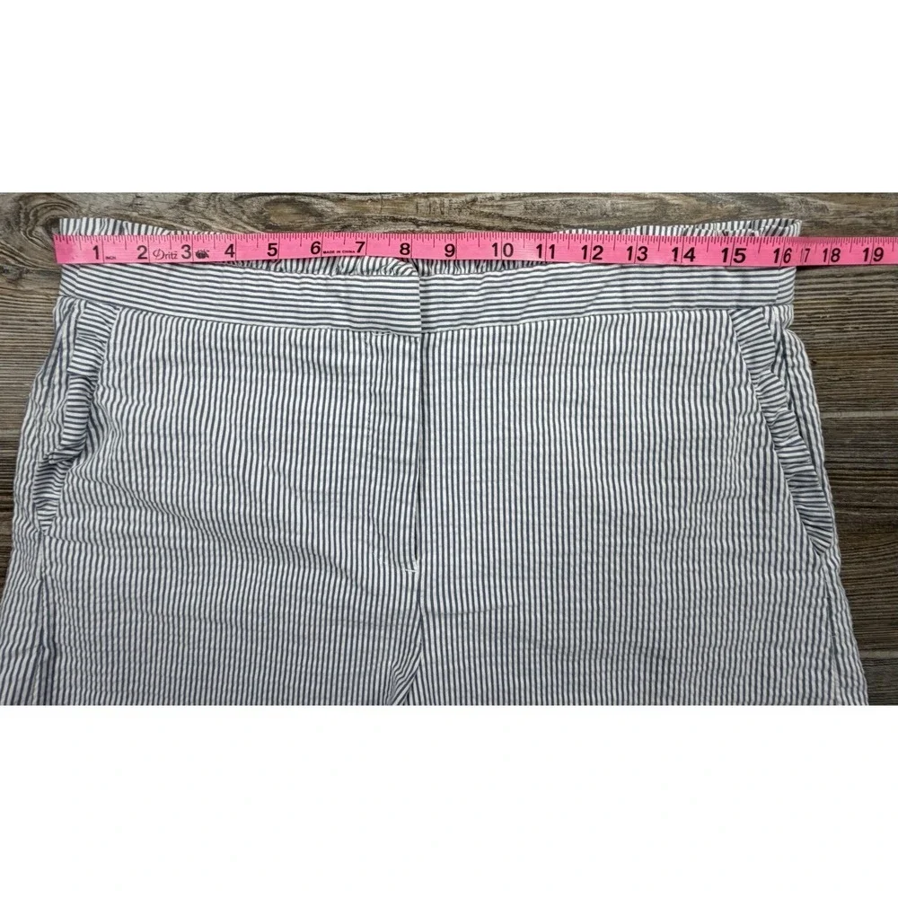 J. CREW Striped Seersucker Ruffled Shorts Size 12 Preppy Coastal Nautical Beachy